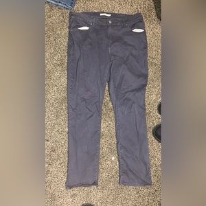 Women’s Levi’s mid rise skinny size 33